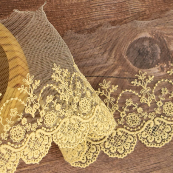 Вышивка на тюле, 85 мм, цвет натуральный Вышивка на тюле, 85 мм, цвет натуральный