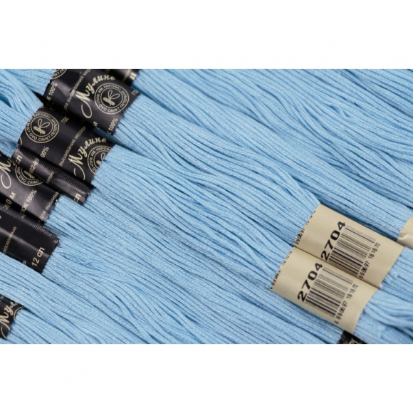 Нитки мулине цв.2704 св.голубой 12х10м С-Пб