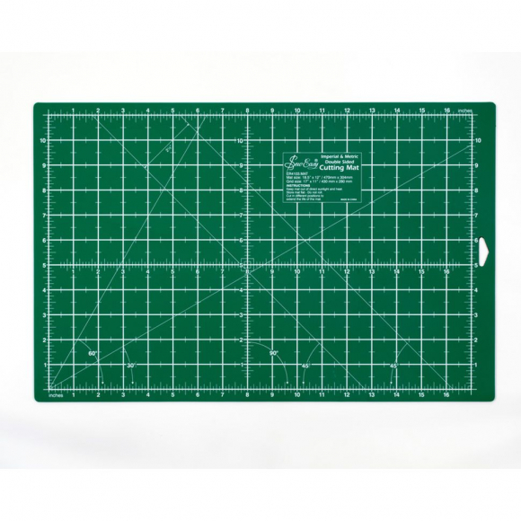 102556_Набор для пэчворка: мат двусторонний 43 х 28 см/17" x 11", линейка 12'' х 6 1/2', нож ролевый 45 мм 102556_Набор для пэчворка: мат двусторонний 43 х 28 см/17" x 11", линейка 12'' х 6 1/2', нож ролевый 45 мм