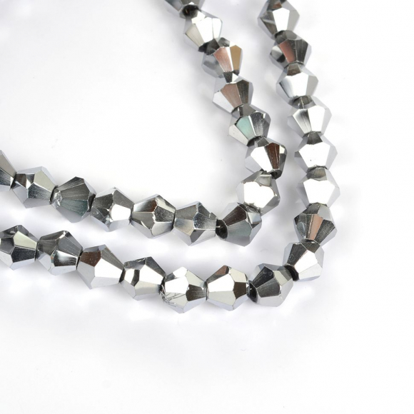 Бусины граненые Биконус (стекло) на нитях арт.TBY-K-2  6х6мм отвер.1,5мм цв.76 серебро уп.100х50 бусин
