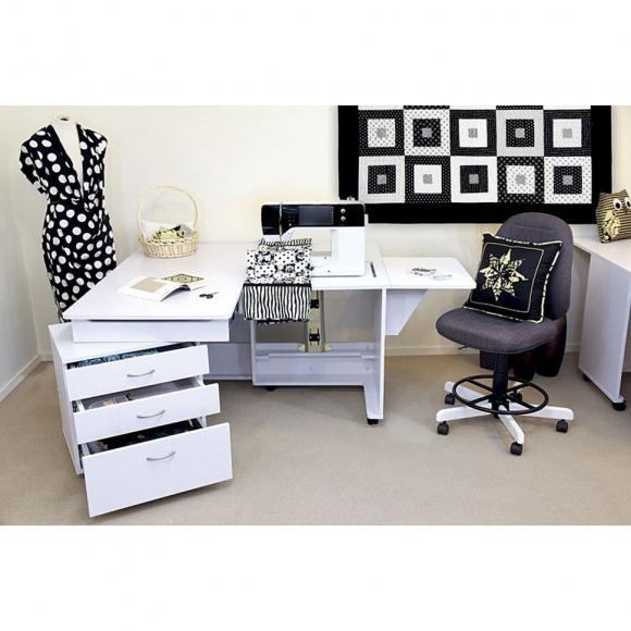 Стол раскладной для швейной машины с раскройным местом QUILTERS VISION, белый