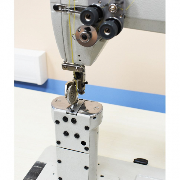 Колонковая швейная машина Aurora A-820D (прямой привод)