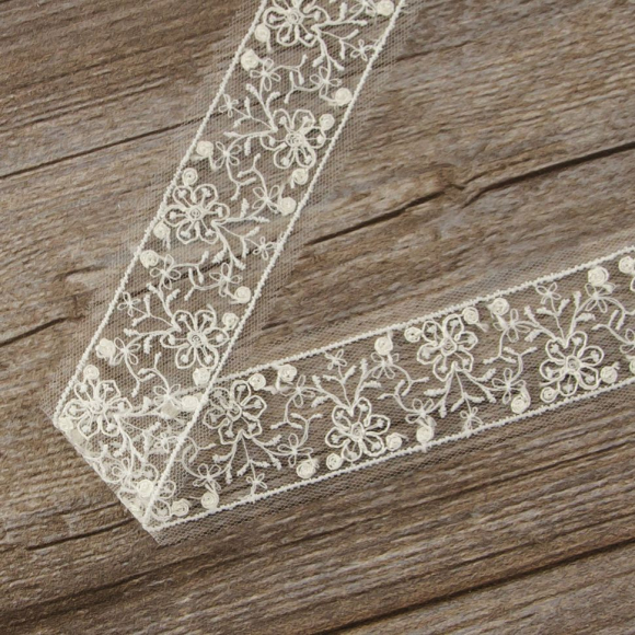 185685_Кружево-вышивка на тюле, 20 мм