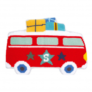 82992_Набор для вышивания подушки "Каникулы на автобусе"