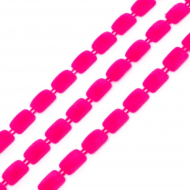 Тесьма пластиковая арт.TBY A2014-02 цв.1 малиновый разм.8х13мм уп.9.14м