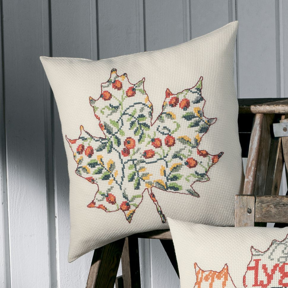 Набор для вышивания PERMIN арт.83-8794 Подушка Лист с шиповником 40х40 см