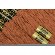 Нитки мулине цв.6304 коричневый 12х10м С-Пб