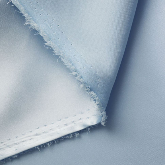 Ткань атлас стрейч 105 г/м? 98% полиэстер, 2% спандекс шир.150 см арт.Р.15069.15 цв.15 голубой уп.25м