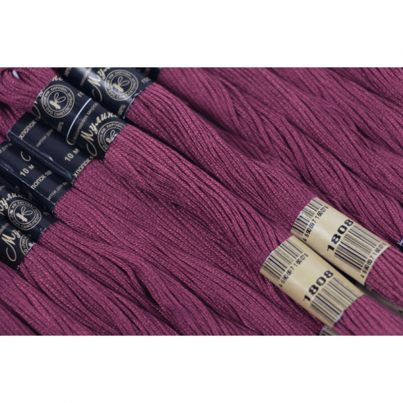 Нитки мулине цв.1808 т.малиновый 12х10м С-Пб