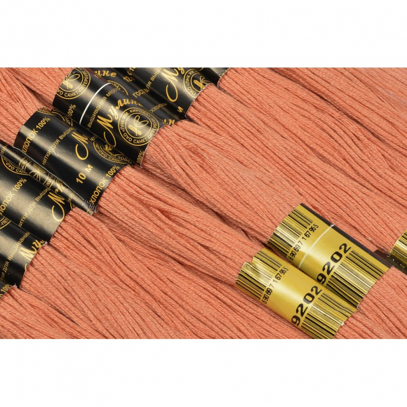 Нитки мулине цв.9202 гр.персиковый 12х10м С-Пб