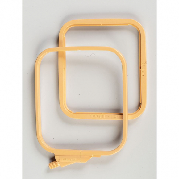 Пяльцы-рамка NURGE арт.NUR.170-11/1 пластиковые 110х95 Пяльцы-рамка NURGE арт.NUR.170-11/1 пластиковые 110х95