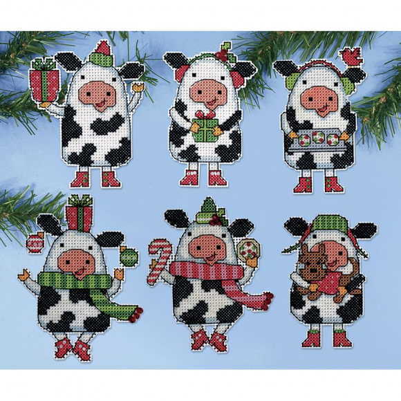 Набор для вышивания елочных украшений DESIGN WORKS арт.1695 Рождественские коровы 9х10 см