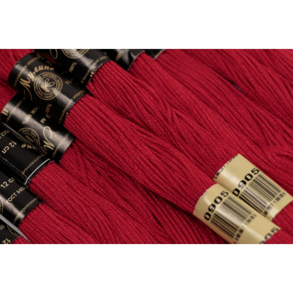 Нитки мулине цв.0905 красный 12х10м С-Пб