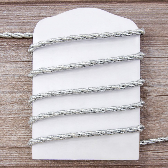 Шнур металлизированный SPIRAL ( SAFISA), арт.25277-1 мм, 15 м, цвет 102, серебряный Шнур металлизированный SPIRAL ( SAFISA), арт.25277-1 мм, 15 м, цвет 102, серебряный