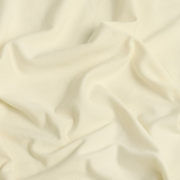 Микрофибра для нижнего белья KRUZHEVO арт.OLG005 плотн.175 г/м? шир.150см цв.004 теплый белый (11-0701 TPX) рул.20-25кг (1кг - 3,6м) Микрофибра для нижнего белья KRUZHEVO арт.OLG005 плотн.175 г/м? шир.150см цв.004 теплый белый (11-0701 TPX) рул.20-25кг (1кг - 3,6м)