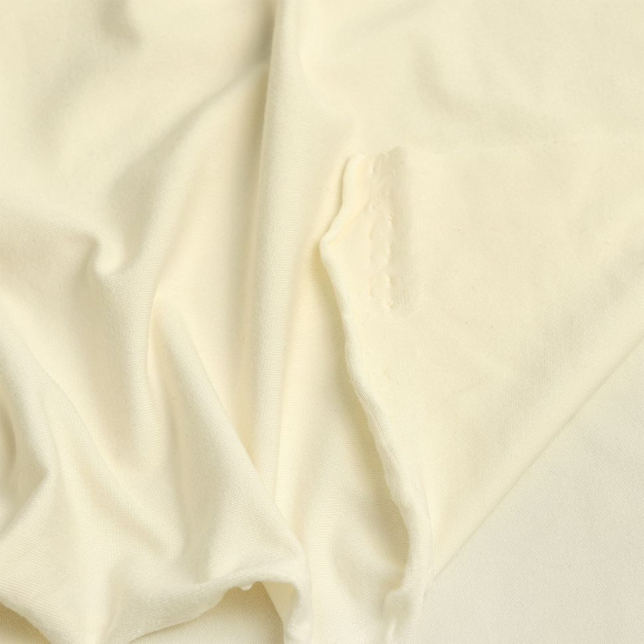 Микрофибра для нижнего белья KRUZHEVO арт.OLG005 плотн.175 г/м? шир.150см цв.004 теплый белый (11-0701 TPX) рул.20-25кг (1кг - 3,6м) Микрофибра для нижнего белья KRUZHEVO арт.OLG005 плотн.175 г/м? шир.150см цв.004 теплый белый (11-0701 TPX) рул.20-25кг (1кг - 3,6м)