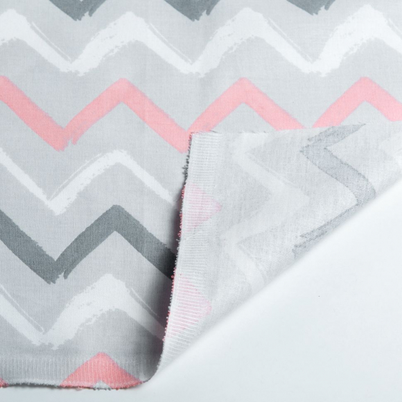 Ткань ранфорс Зиг-заг, арт.WH 3668-v15, 130г/м?,100% хлопок, шир.240см, цв.серый/розовый, рул.30м
