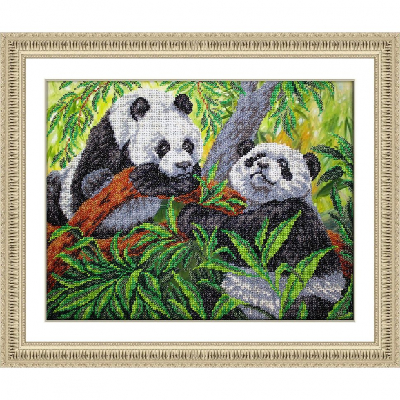 Набор для вышивания бисером ПАУТИНКА арт.Б-1467 Панды 38х28 см