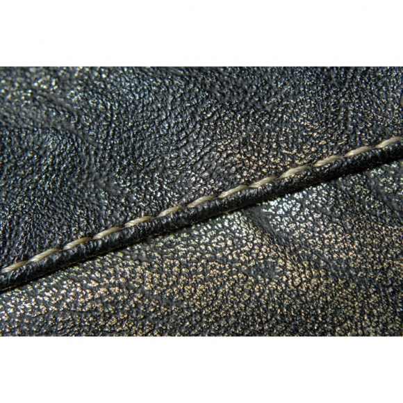 Прямострочная промышленная швейная машина для тяжелых материалов A-797 Aurora Прямострочная промышленная швейная машина для тяжелых материалов A-797 Aurora