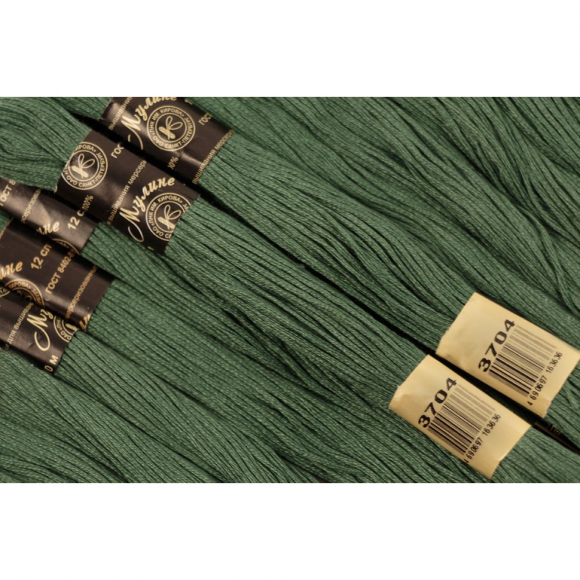 Нитки мулине цв.3704 зеленый 12х10м С-Пб Нитки мулине цв.3704 зеленый 12х10м С-Пб