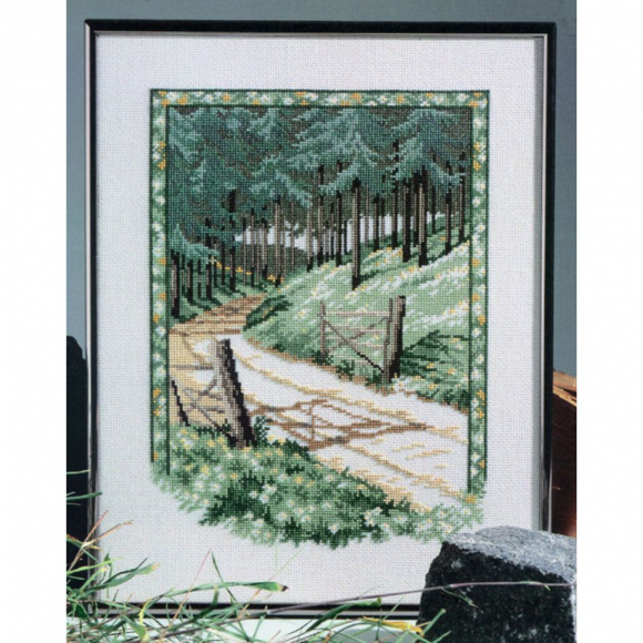 Набор для вышивания OEHLENSCHLAGER арт.65109 Сосновый лес 32х41 см