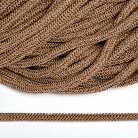 Шнур круглый полиэфир 04мм арт. 1с-36 цв.032 т.беж уп.200м Шнур круглый полиэфир 04мм арт. 1с-36 цв.032 т.беж уп.200м