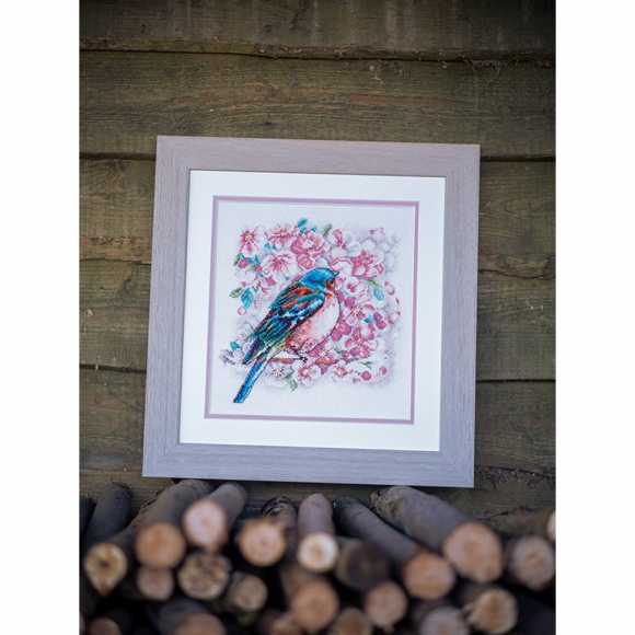 182100_Набор для вышивания "Птица среди цветов"