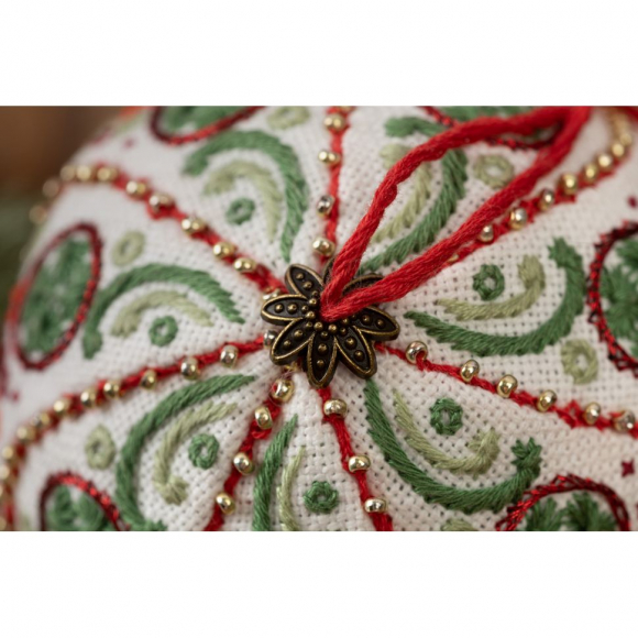 Набор для вышивания PANNA арт. IG-7387 Новогодняя игрушка. Рождественские узоры 8,5x8,5 см