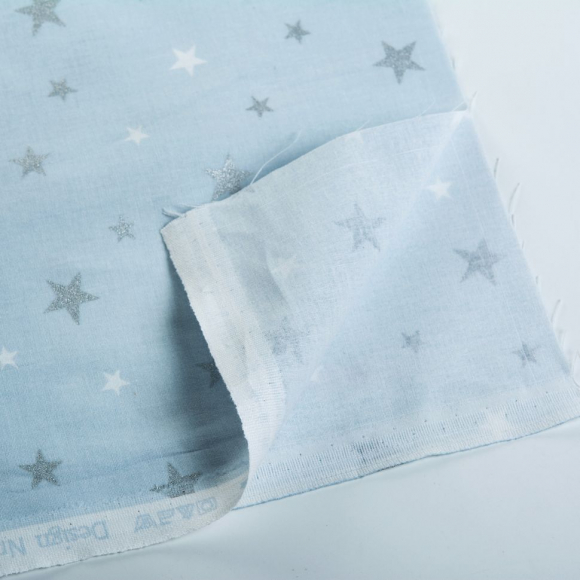 Ткань ранфорс с глитером Звездочки, арт.WH 20557-v06, 130г/м?,100% хлопок, шир.240см, цв.голубой/серебро, уп.10м Ткань ранфорс с глитером Звездочки, арт.WH 20557-v06, 130г/м?,100% хлопок, шир.240см, цв.голубой/серебро, уп.10м