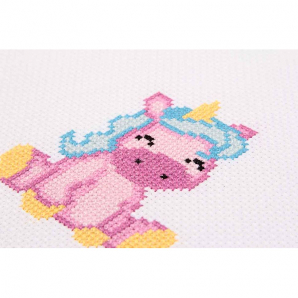 Набор для вышивания KLART арт. 12-040 Очаровашка 10х11 см