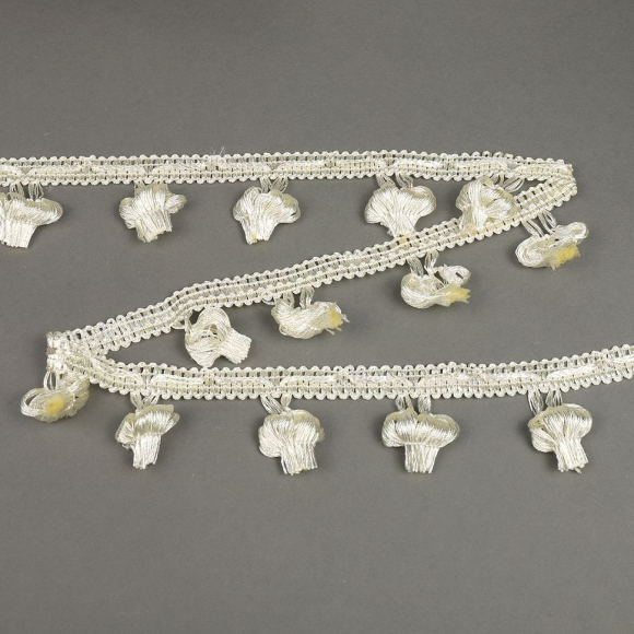 Бахрома для штор арт.6152-0334 шир.43мм цв.6343 молочный уп.10м