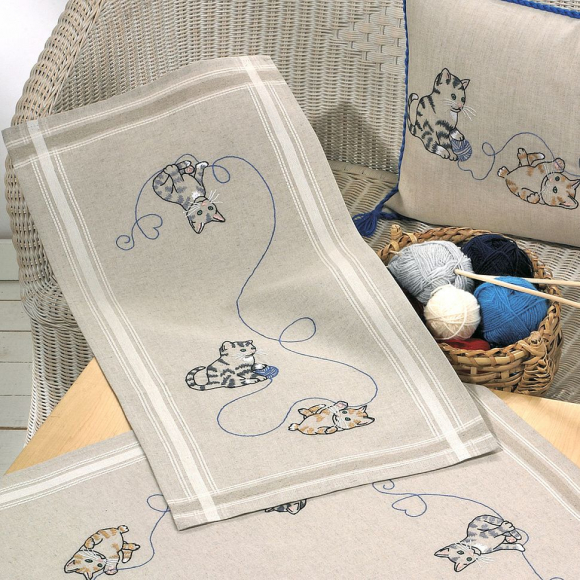 Набор для вышивания PERMIN арт.63-3801 Дорожка Кошки 40х80 см Набор для вышивания PERMIN арт.63-3801 Дорожка Кошки 40х80 см