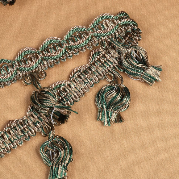 Бахрома для штор арт.6152-0333 шир.43мм цв.6456 беж+оливка уп.10м