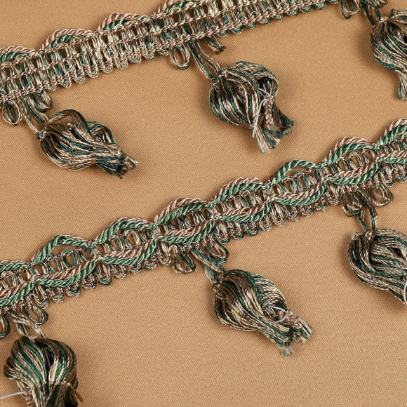 Бахрома для штор арт.6152-0333 шир.43мм цв.6456 беж+оливка уп.10м