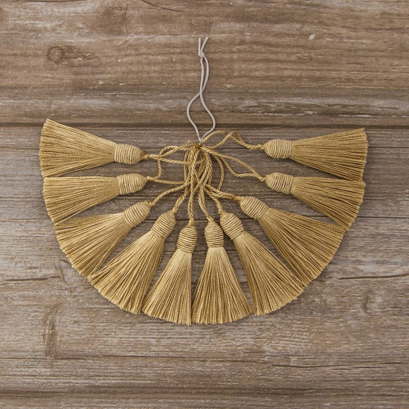 Кисть декоративная на шнуре, длина 60 мм, цвет песочный