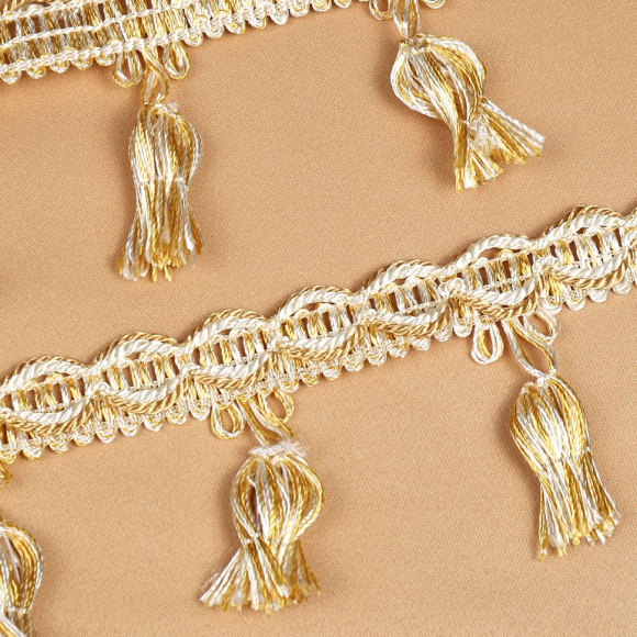 Бахрома для штор арт.6152-0333 шир.43мм цв.6343 молочный уп.10м