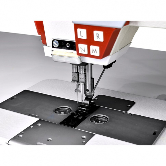 Двухигольная промышленная швейная машина Aurora A-3588 (увеличенные челноки и декоративные строчки)