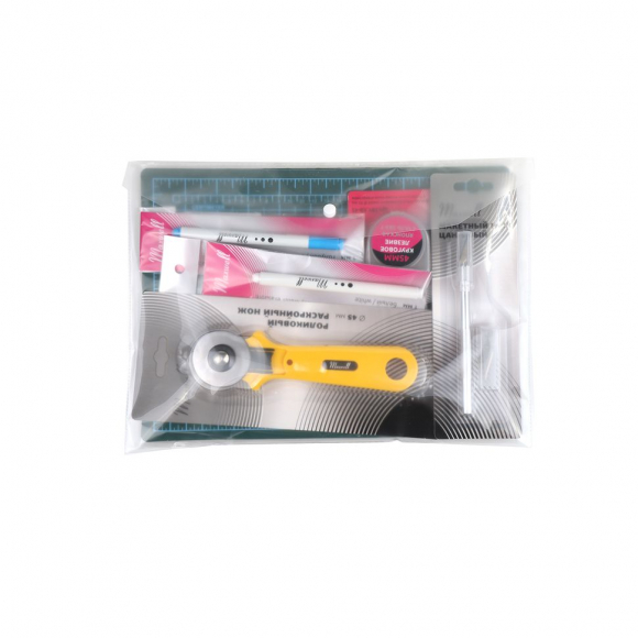 Набор Maxwell 143-5143 (коврик а4, раскройный нож 45мм, пять лезвий, два смываемых маркера, макетный нож и пять лезвий)