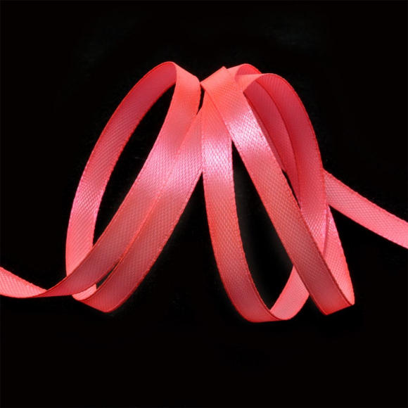 Лента атласная 6мм цв.3079 ярк.розовый IDEAL уп.27,4 м Лента атласная 6мм цв.3079 ярк.розовый IDEAL уп.27,4 м