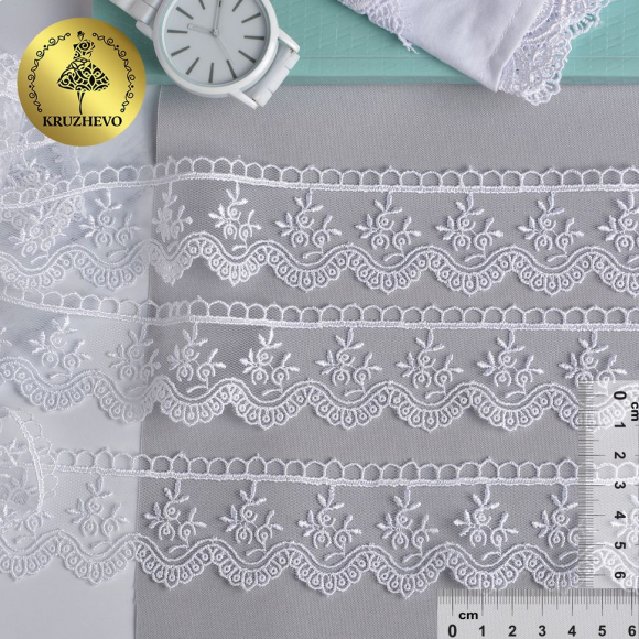 Кружево на сетке KRUZHEVO арт.TR.8B0110 шир.40мм цв.01 белый уп.9м