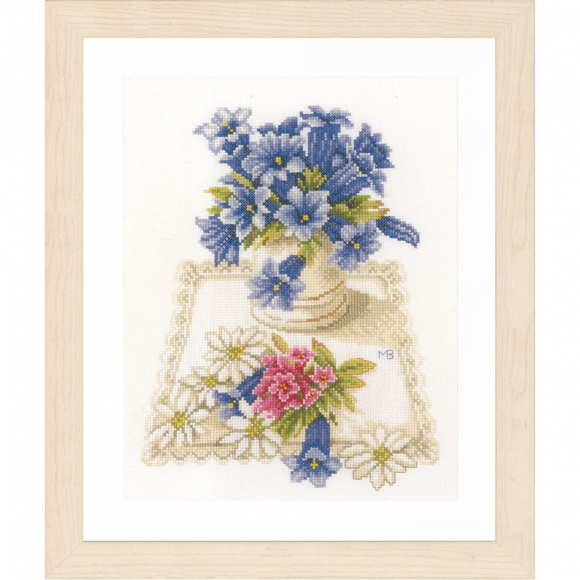 Набор для вышивания LANARTE арт.PN-0169670 Blue flowers 23х28 см Набор для вышивания LANARTE арт.PN-0169670 Blue flowers 23х28 см