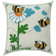 65841_Набор для вышивания подушки "Пчёлки"