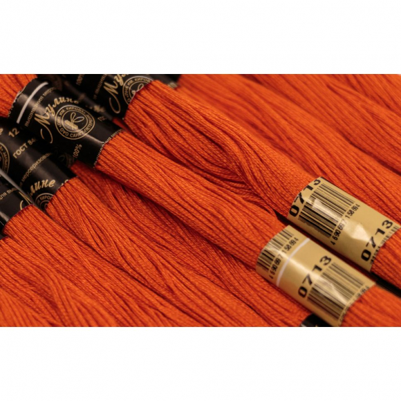 Нитки мулине цв.0713 т.оранжевый 12х10м С-Пб