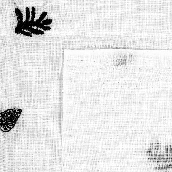 Ткань шитье 100 г/м? 100% хлопок шир.150 см арт.TBY.Emb.A823.2 цв.02 белый рул.14,62м