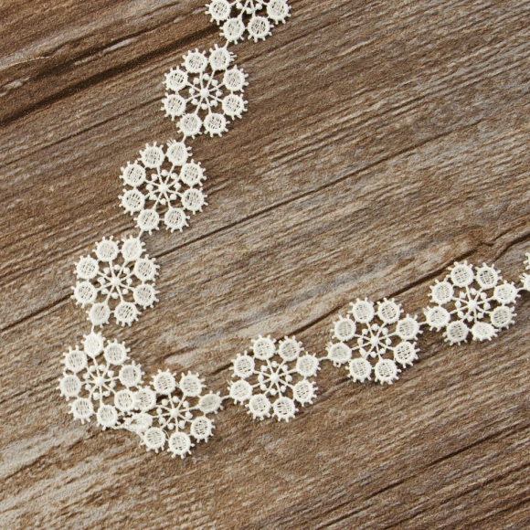 185639_Кружево-вышивка на тюле, 15 мм