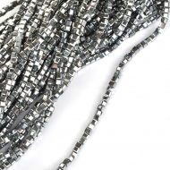 Бусины граненые (стекло) на нитях арт.TBY-C-1  2мм  цв.76 серебро уп.2шт х50 бусин