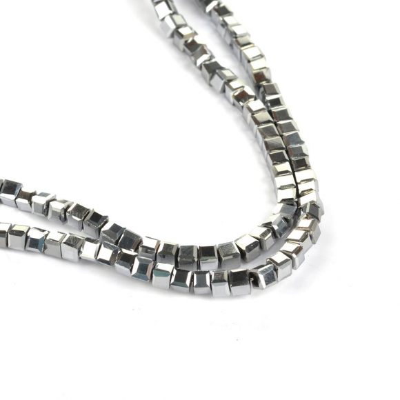 Бусины граненые (стекло) на нитях арт.TBY-C-1  2мм  цв.76 серебро уп.2шт х50 бусин