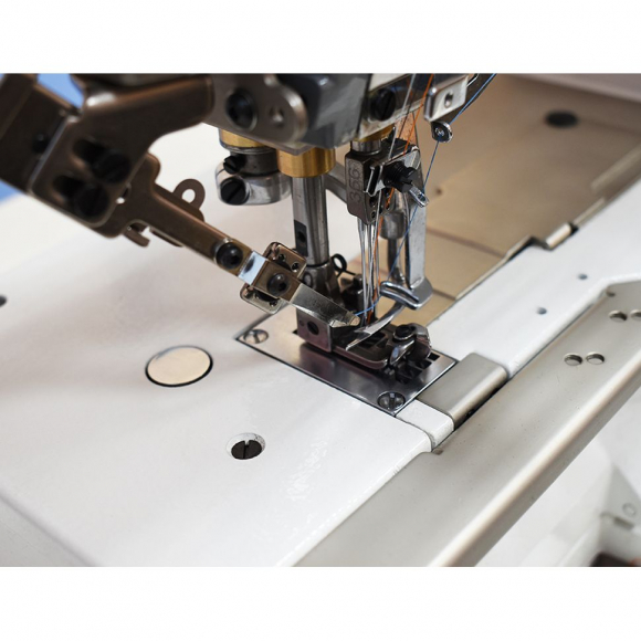 Плоскошовная (распошивальная) машина Aurora A-500-01DN-UT Плоскошовная (распошивальная) машина Aurora A-500-01DN-UT