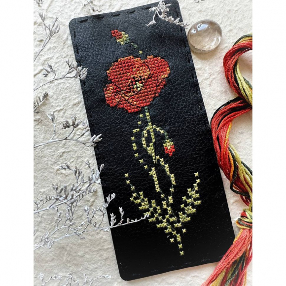 Набор для вышивания закладки "Мак на черном" Набор для вышивания закладки "Мак на черном"