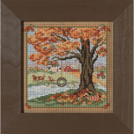 Набор для вышивания бисером MILL HILL Осенние качели 13,33х13,33 см
